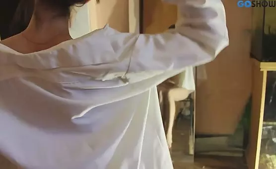 FingerFuelled Mirror Masturbation