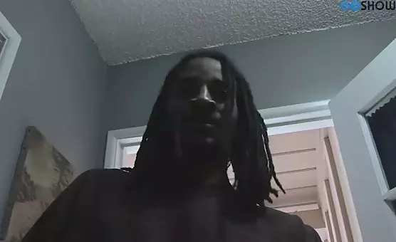 BBW Gives Pleasing Oral to Large Cock